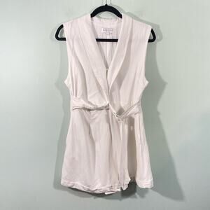 Madison The Label Women's White V-neck Sleeveless Belted Style Romper Size L